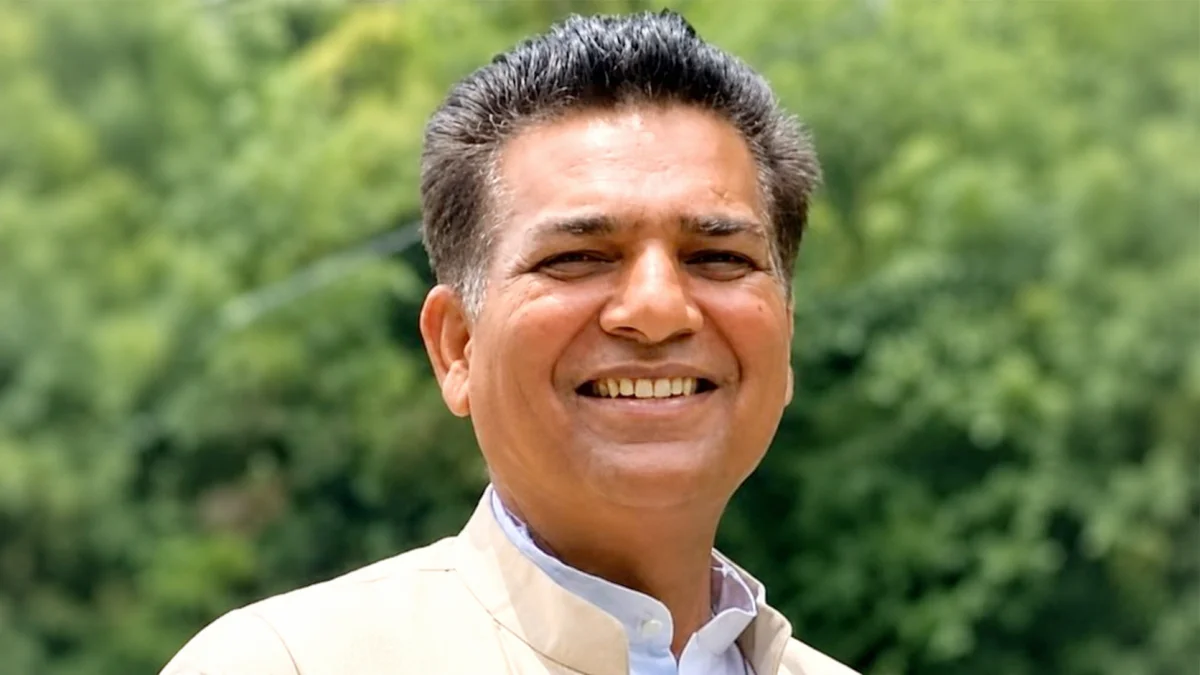 प्राइवेट स्कूलों की मनमानी पर फूटा गुस्सा, पूर्व विधायक संजय गुप्ता बोले — शिक्षा नहीं, अभिभावकों को लूटने का बन चुका है माध्यम