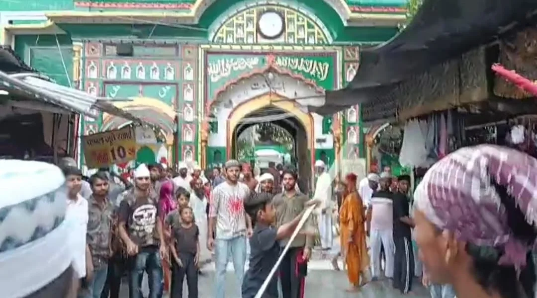 हजरत बाबा गरीब शाह साबरी के पीरो-मुर्शिद की याद में 23 मोहर्रम पर उर्स व चादरपोशी का आयोजन